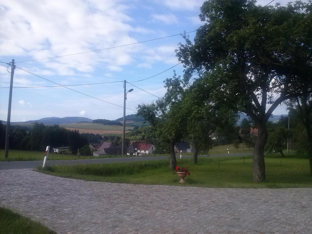 Ferienwohnung -am Fuß zum Zittauer Gebirge- Hainewalde Exterior foto